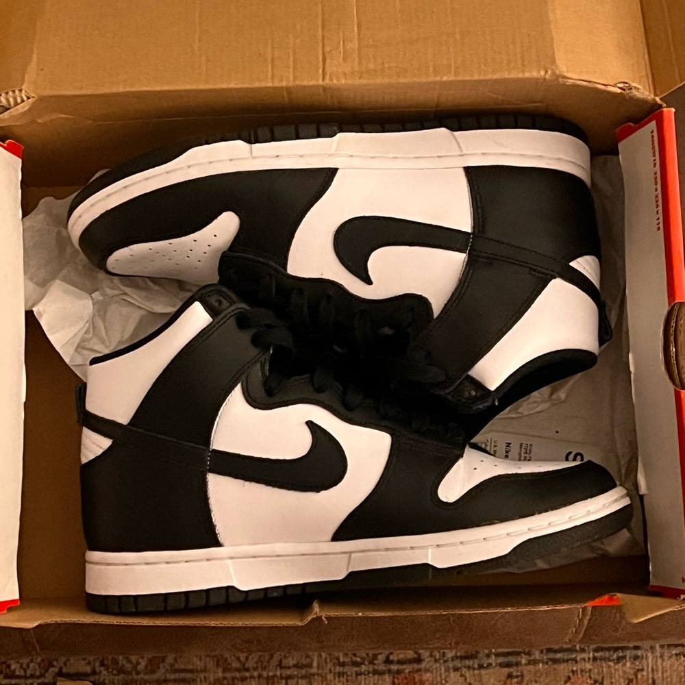 Panda high top dunks. Worn once. Great condition.